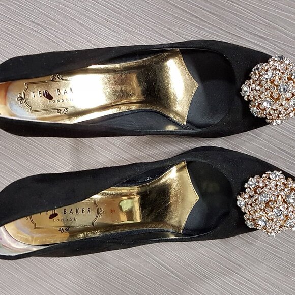 Ted Baker London 'Peetch' Black Suede Pointy Toe Pump Womens Size 8.5 / 39 - Picture 7 of 9